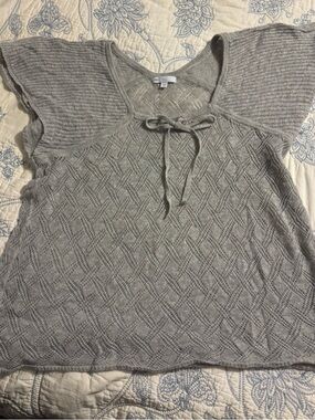 Gap Light Gray Knit Short-Sleeve Tie-Neck Top